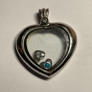 BGE Sterling Silver Pendant, A Mother hold her children’s heart forever written